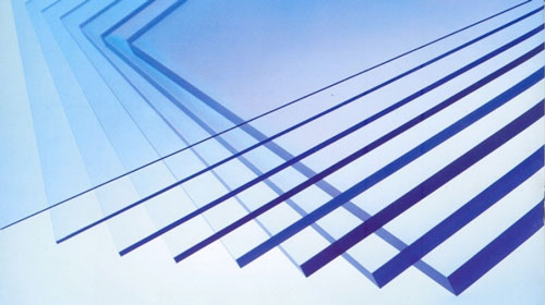 Polykarbonátové desky Zastřešení bazénu prodlouží koupací sezónu i ušetří peníze